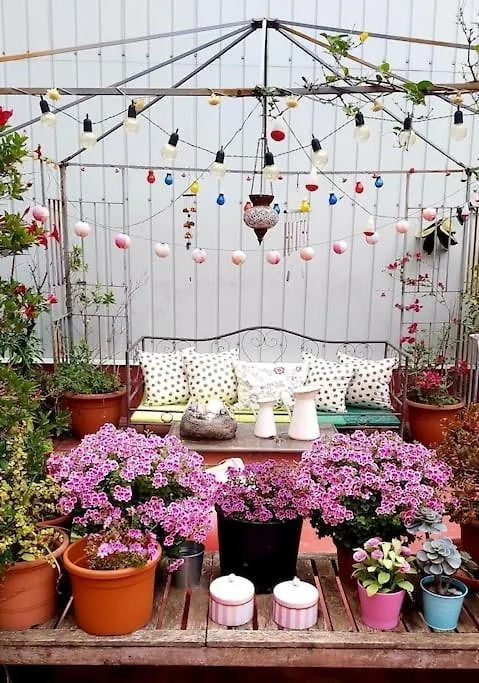 Small Room In Sants With Huge Terrace 巴塞罗那 西班牙