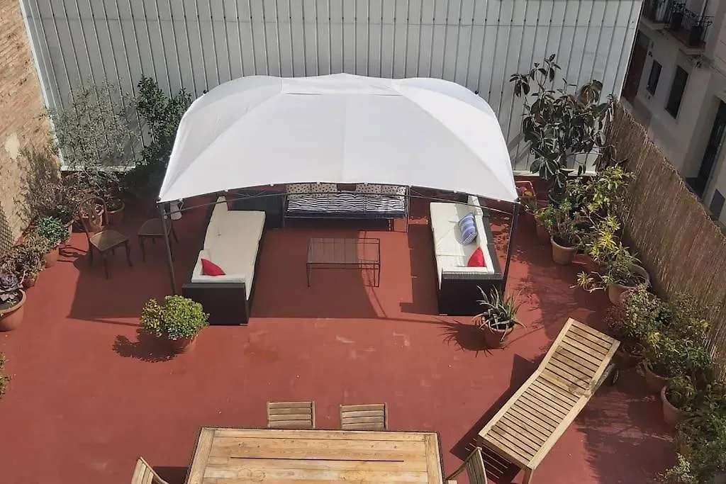 Small Room In Sants With Huge Terrace 바르셀로나