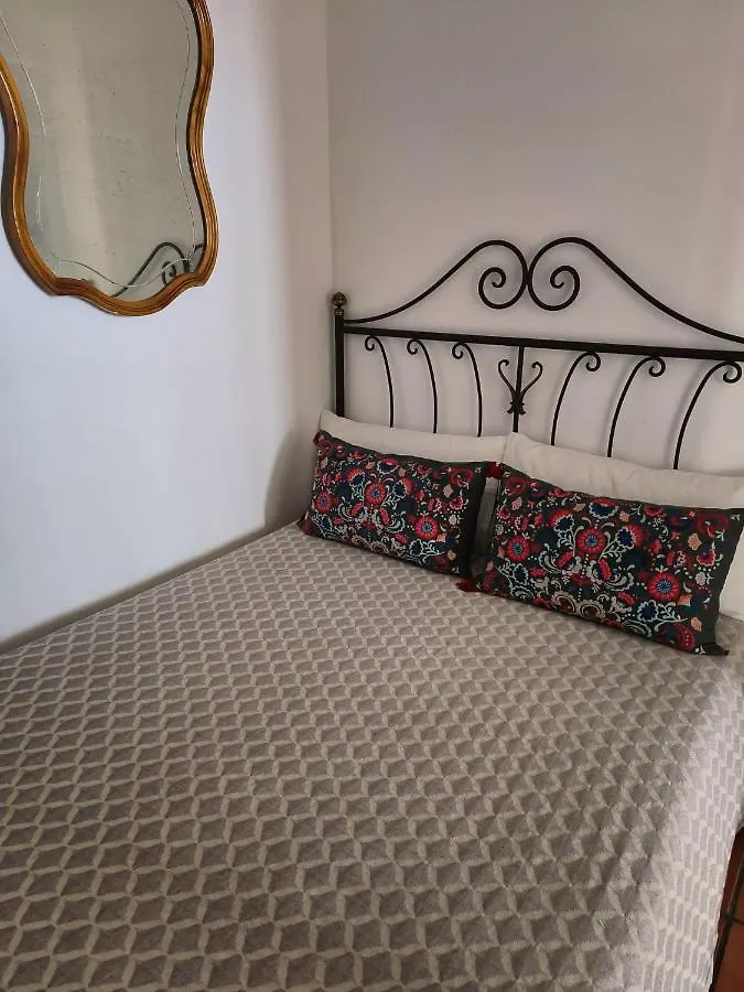 홈스테이 Small Room In Sants With Huge Terrace 바르셀로나